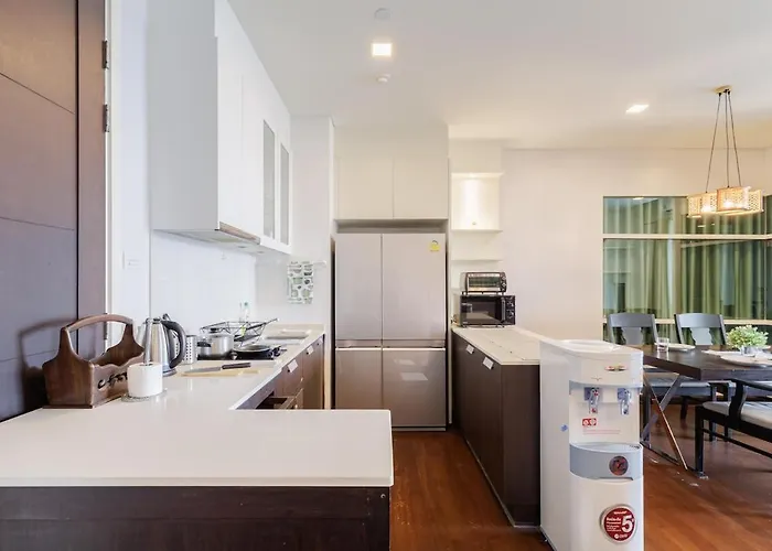 Luxury Huge Center Of Bkk Close To Thong Lor Bts Apartment
