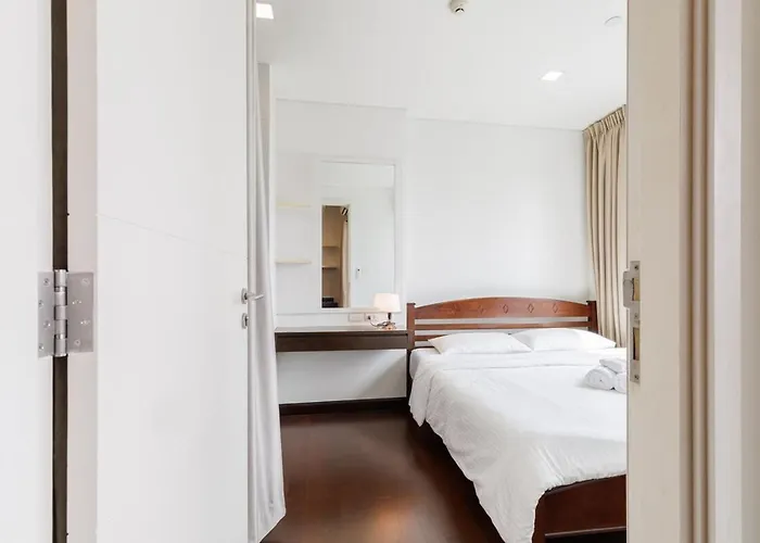 Apartment Luxury Huge Center Of Bkk Close To Thong Lor Bts
